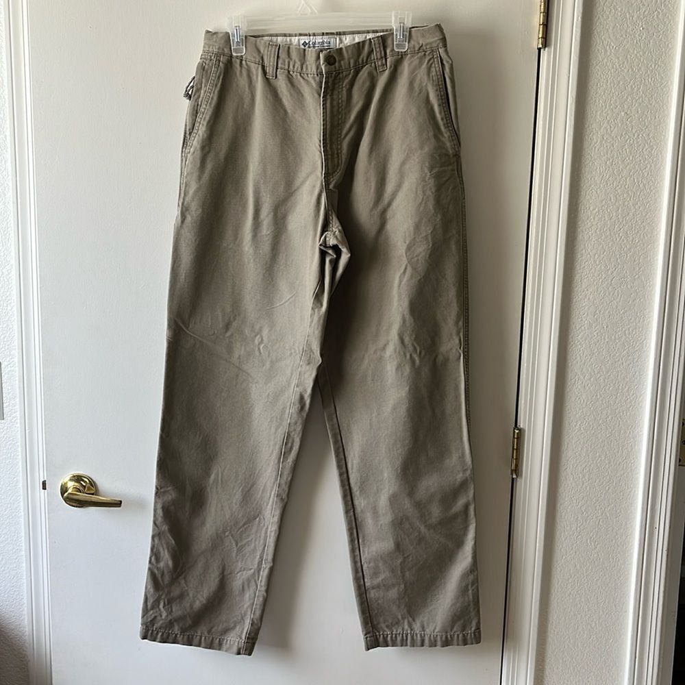 Columbia Men’s Utility Pants Size 33 GUC Khaki